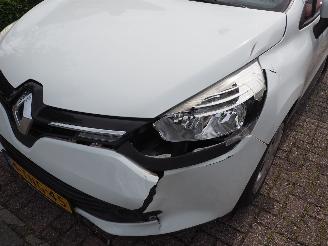 Renault Clio 0.9 Tce Expression picture 11