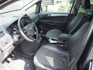 Opel Zafira 1.8 Cosmo 7 Persoons picture 25