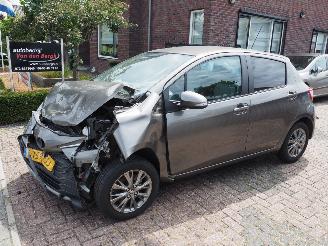 škoda osobní automobily Toyota Yaris 1.5 VVT-i Dynamic 2019/10