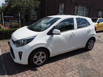 Vaurioauto  passenger cars Kia Picanto 1.0 Dpi ComfortLine 5P 2023/11