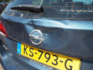 Opel Astra 1.6 CDTI Business+ Automaat picture 14