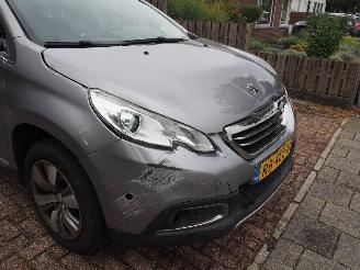 Peugeot 2008 1.6 VTi Allure Automaat picture 10