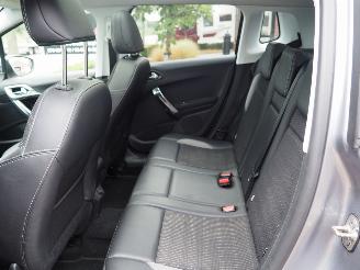 Peugeot 2008 1.6 VTi Allure Automaat picture 26