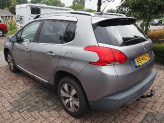 Peugeot 2008 1.6 VTi Allure Automaat picture 6