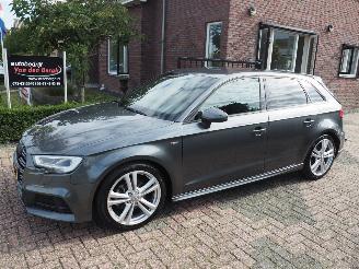 uszkodzony samochody osobowe Audi A3 30Tfsi Sport S Line Edition 2019/1