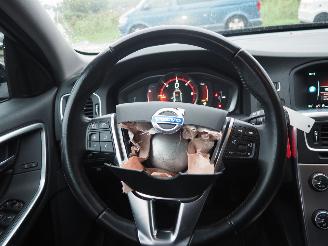 Volvo V-60 2.0 D2 Momentum picture 19