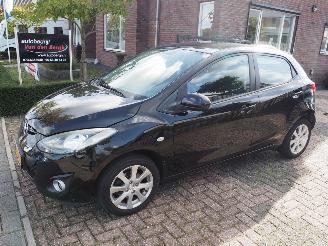 Schadeauto Mazda 2 1.3 XS 2013/2