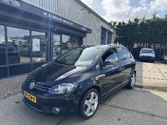 Voiture accidenté Volkswagen Golf plus 2.0 TDI 103KW AIRCO 2012/3