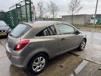 Opel Corsa 1.2 AIRCO 51KW picture 4