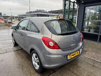 Opel Corsa 1.2 AIRCO 51KW picture 5