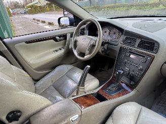 Volvo V-70 2.5 Turbo 154KW Momentum Automaat picture 8