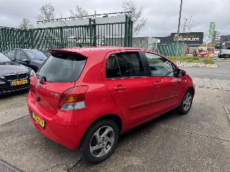 Toyota Yaris 1.3 VVTI AIRCO 5-DEURS 165.000 km NAP! picture 6