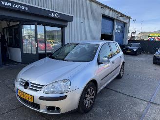 Vaurioauto  passenger cars Volkswagen Golf 1.9 TDI Airco 2006/8