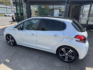 Peugeot 208 1.2 Turbo Automaat GT-line picture 9