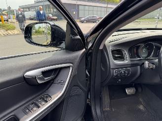 Volvo V-60 2.4 D6 AWD Plug-in Hybrid Summum picture 14