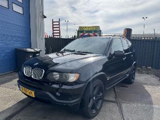 Coche accidentado BMW X5 4.6is 255kw 2002/8