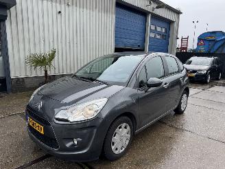 damaged passenger cars Citroën C3 1.0 VTI AIRCO 2013/1