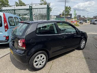 Volkswagen Polo 1.4 AIRCO picture 3