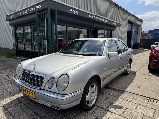 Coche accidentado Mercedes E-klasse E290 Turbo Diesel Automaat Leer 1997/6