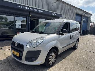 Voiture accidenté Fiat Doblo 1.4 Benzine Airco dubbele schuifdeur 2012/9