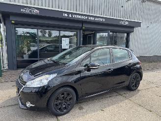 Peugeot 208 1.0 VTI 50KW AIRCO picture 2