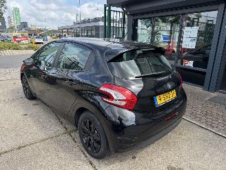 Peugeot 208 1.0 VTI 50KW AIRCO picture 6