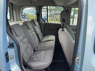 Renault Kangoo 1.6 16V AIRCO PERSONEN UITVOERING picture 4