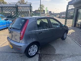 Fiat Punto 1.4 16V AIRCO 5-DEURS 94.000 NAP!! picture 4