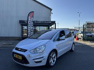 Schadeauto Ford S-Max 2.0 Turbo 176kw S-edition Automaat 7 persoons 2011/2