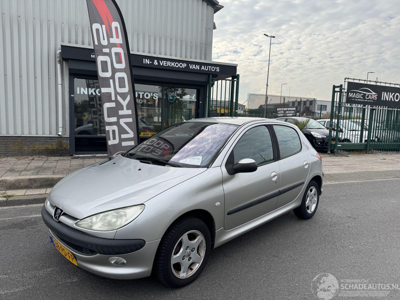 Peugeot 206 1.4 16V AIRCO 5-DEURS 105.000 KM NAP!