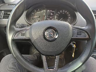 Skoda Octavia 1.2 TSI Grt Amb Bns picture 8