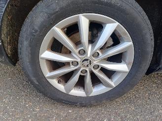 Skoda Octavia 1.2 TSI Grt Amb Bns picture 16