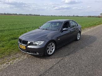 Schadeauto BMW 3-serie 318i sedan 2006/6