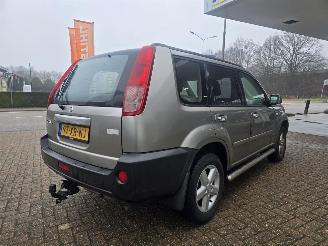 Nissan X-Trail 2.0 Columbia 2wd picture 3