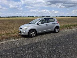 Unfallwagen Hyundai I-20 1.2 16V 2011/4