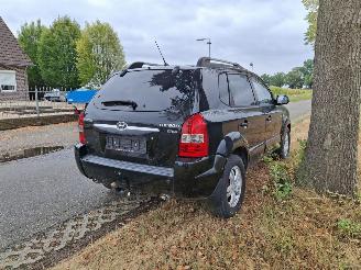 Hyundai Tucson 2.0 CRDI picture 8