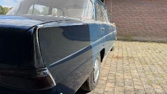 Mercedes 190-serie 2.0D picture 7