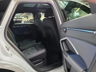 Audi Q3 35 TDi 110-KW S-Tronic S-Line Panoramadak picture 14