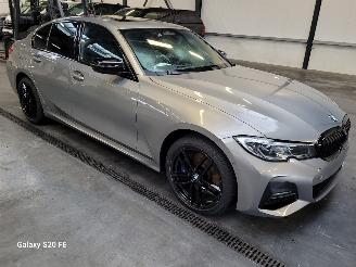 Auto incidentate BMW 3-serie 330e Limo 215-KW Automaat M-SPORT 2019/11