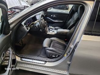 BMW 3-serie 330e Limo 215-KW Automaat M-SPORT picture 13