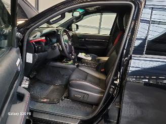 Toyota Hilux 2.8 D-4D 150-KW Automaat 4-WD GR-SPORT 5drs picture 17