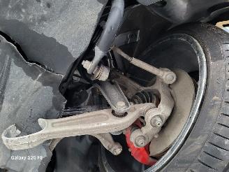 Tesla Model Y Performance 393-KW Automaat AWD picture 15