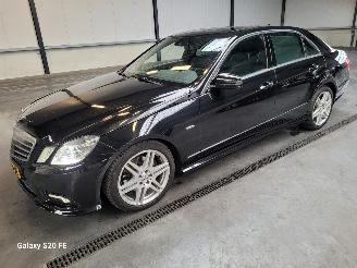 krockskadad bil auto Mercedes E-klasse 350 Limo 215-KW Automaat AMG Panoramadak 2010/7