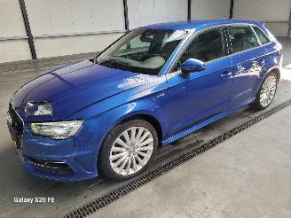 Coche accidentado Audi A3 Sportback 1.4 e-Tron 110-KW S-Tronic S-Line 2016/6