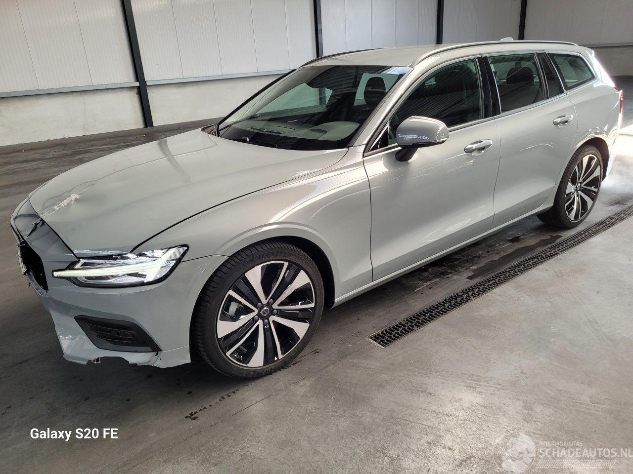 Volvo V-60 2.0 B4 145-KW Automaat Essential-Edition