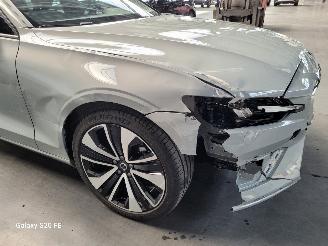 Volvo V-60 2.0 B4 145-KW Automaat Essential-Edition picture 6