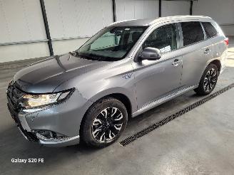  Mitsubishi Outlander 2.0 PHEV 89-KW Automaat 4-WD Executive 2015/12