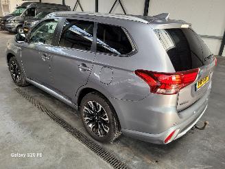 Mitsubishi Outlander 2.0 PHEV 89-KW Automaat 4-WD Executive picture 2