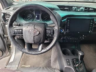 Toyota Hilux 2.8 D-4D 150-KW Automaat 4-WD Invincible Dubbel-Cabine picture 20