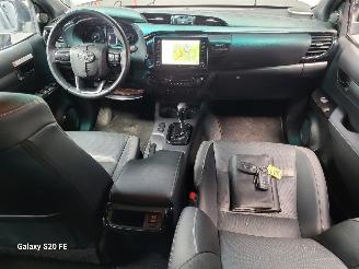 Toyota Hilux 2.8 D-4D 150-KW Automaat 4-WD Invincible Dubbel-Cabine picture 19